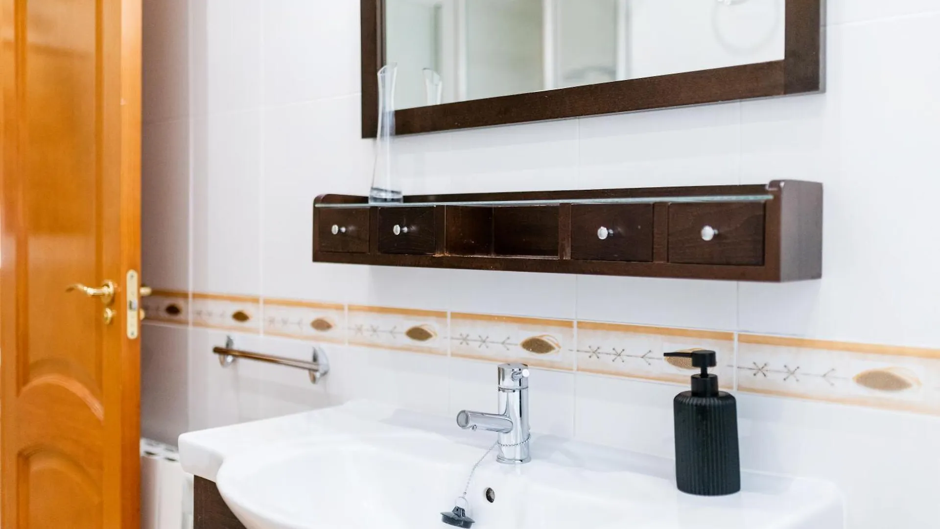 Wekey Homes Centrico Y Familiar, Parking Incluido Grenada Apartament