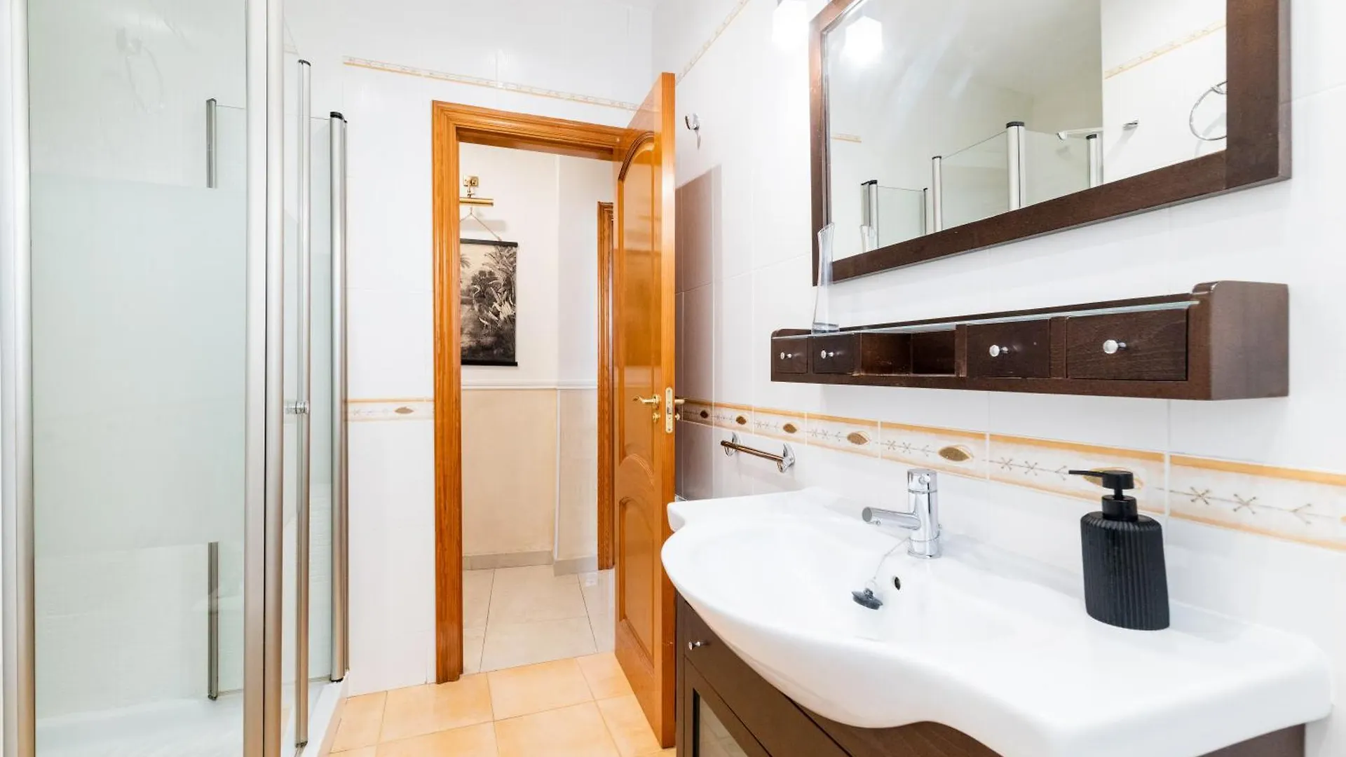 Apartment Wekey Homes Centrico Y Familiar, Parking Incluido Granada